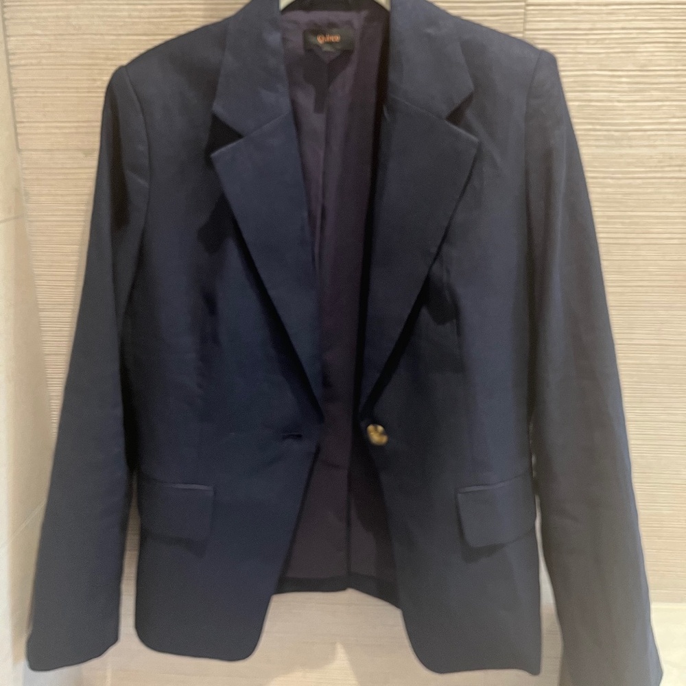 Quince 100% Linen Structured Blazer